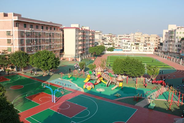 东莞市大岭山镇中心小学